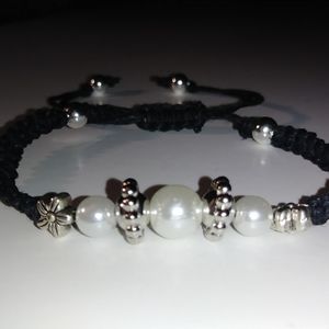 🆕White Pearl & Silver Bracelet NWOT